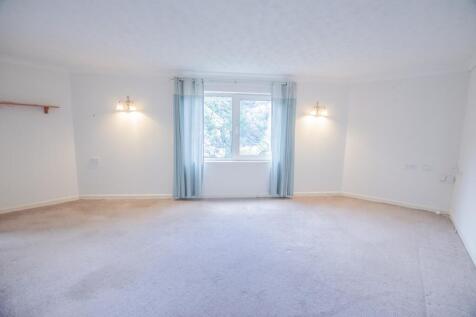 10 Burnards Court TPS Bodmin 01208 74182-4