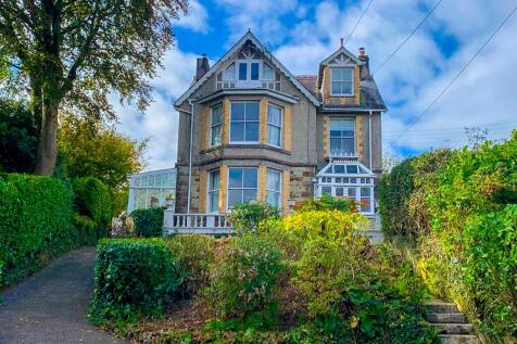 53 St Nicholas Street TPS Bodmin 01208 74182