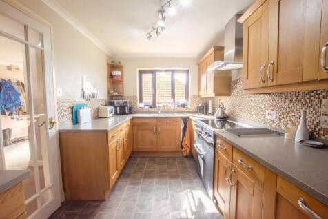 3 Roseland Gardens TPS Bodmin Branch 01208 872728-