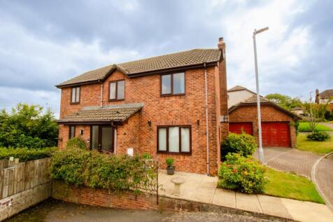 3 roseland gardensTPS Bodmin 01208 74182-2