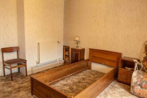 38 Lower Bore Street TPS Bodmin 01208 74182-18