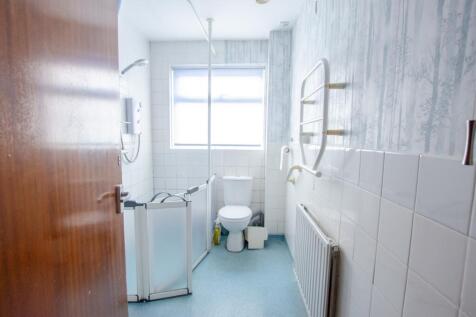 1 Whitestone Crescent TPS Bodmin 01208 74182-10