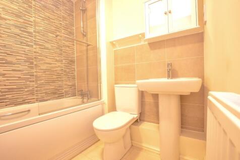27 Gedon Way TPS Bodmin 01208 74182-9
