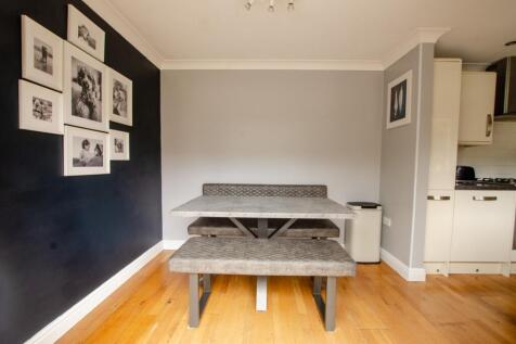 10 Lanhydrock View TPS Bodmin Branch 01208 74182 -