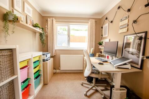 10 Lanhydrock View TPS Bodmin Branch 01208 74182 -