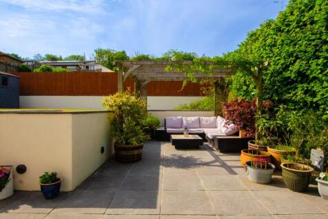 10 Lanhydrock View TPS Bodmin Branch 01208 74182 -