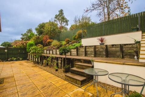 18 Lanhydrock View TPS Bodmin 01208 74182-37