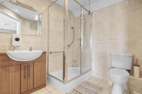 Guest Suite Bathroom