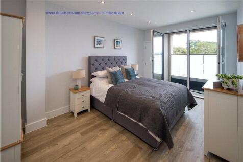 Show Apartment