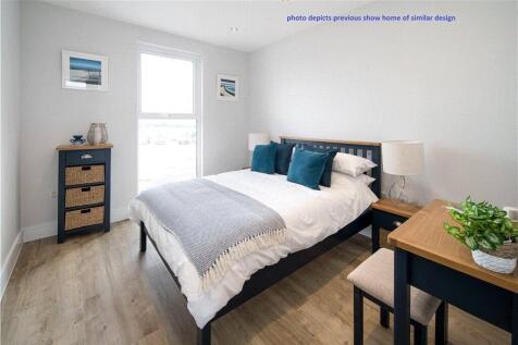 Show Apartment