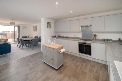 Show Apartment