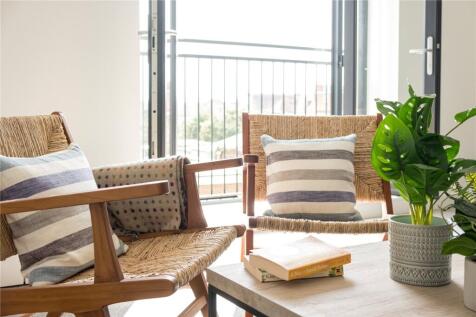Show Apartment
