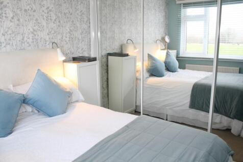 Bedroom 2 Picture 2