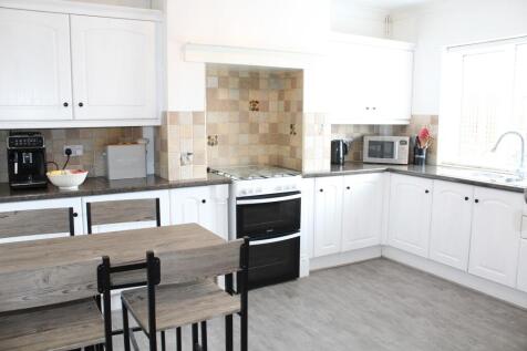 Fitted  Dining Kitchen
