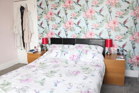 Bedroom 1 Picture 2