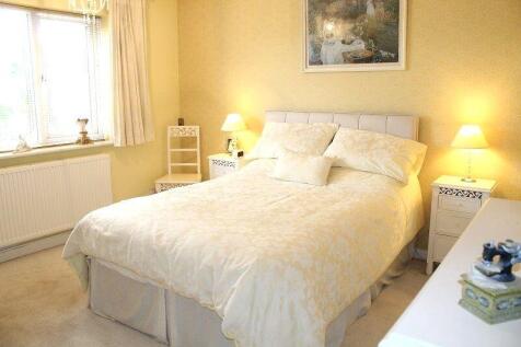 Bedroom 1 Picture 2