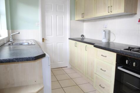 Fitted Kitchen Picture 2