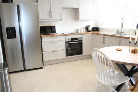 Fitted  Dining Kitchen