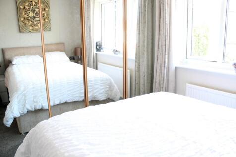 Bedroom 2 Picture 2
