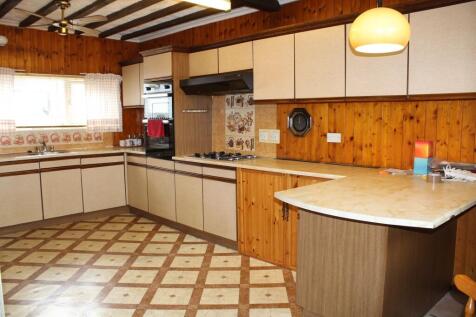 Fitted  Dining Kitchen