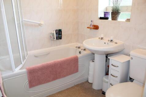 Ground Floor Bathroom