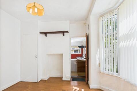 2nd Living Room
