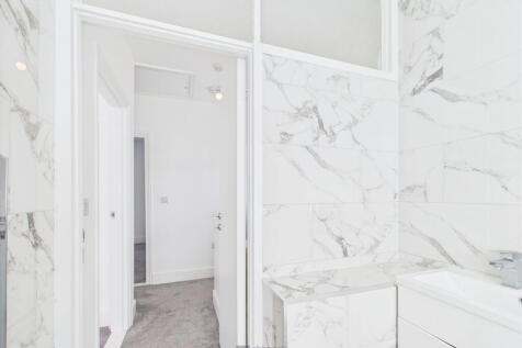Upstairs Bathroom