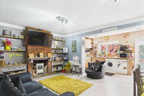 Kitchen/Living Room