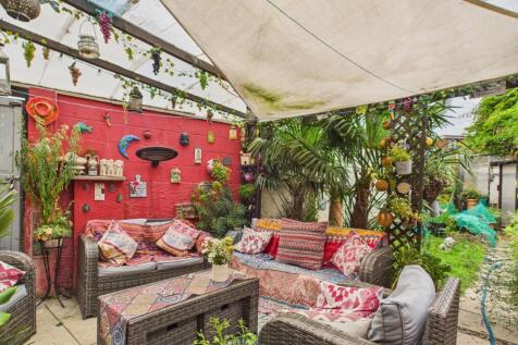 Covered Garden Area