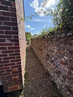 Side path