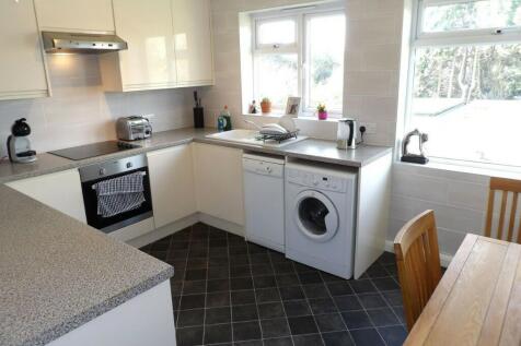 KITCHEN/BREAKFAST RM
