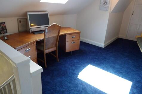 LOFT ROOM