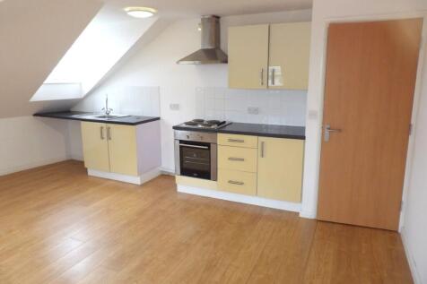 KITCHEN / LOUNGE
