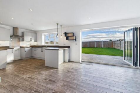 Family Rm &amp; Kitchen