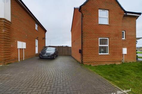 CAM03218G0-PR0499-STILL017