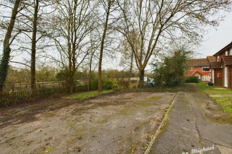 CAM03852G0-PR0187-STILL020