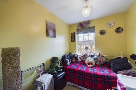 CAM03218G0-PR0543-STILL004