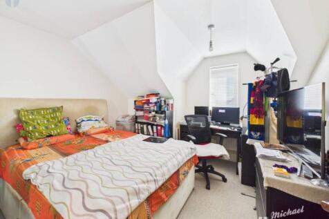 CAM03852G0-PR0238-STILL015-thumbnail-h750-70