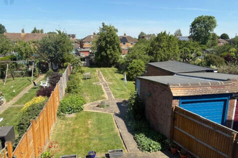 garden 35 como road