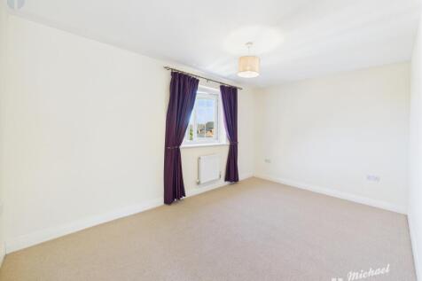 CAM03852G0-PR0285-STILL015