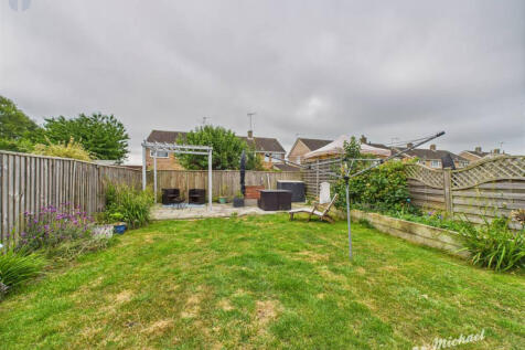 CAM03218G0-PR0682-STILL006-thumbnail-h750-70