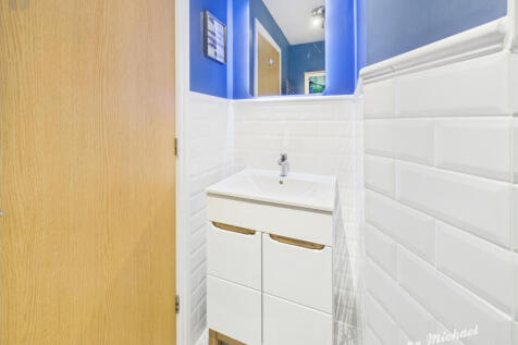 47 stilton bathroom
