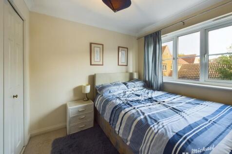 CAM03852G0-PR0097-STILL014