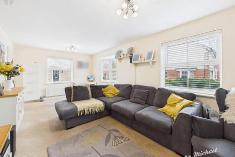 CAM03852G0-PR0444-STILL007-thumbnail-h750-70