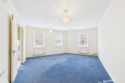 CAM03218G0-PR0789-STILL006