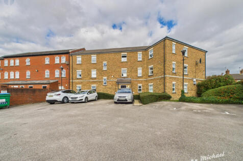 CAM03218G0-PR0789-STILL008