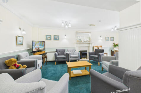 CAM03852G0-PR0447-STILL017