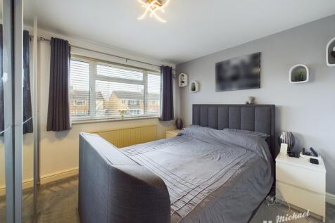 CAM03852G0-PR0175-STILL002