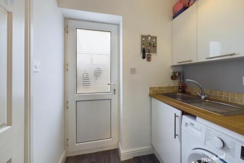 CAM03852G0-PR0175-STILL013