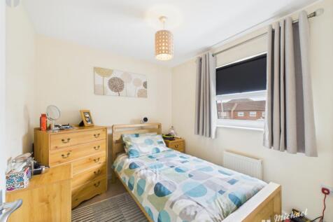 CAM03218G0-PR0695-STILL016